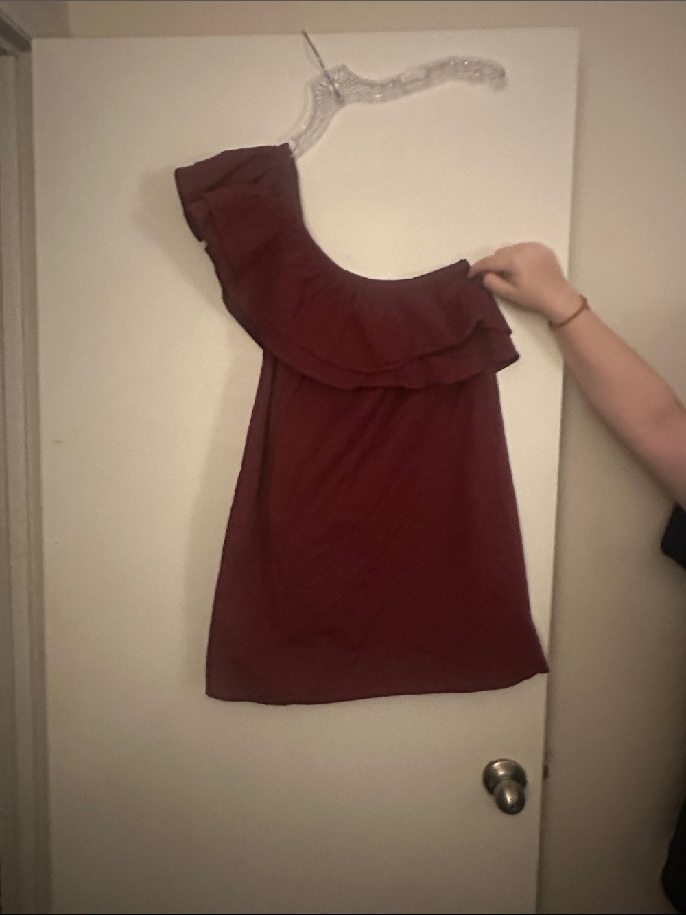 Sincerely Jules One-Shoulder Ruffle Camisole in Burgundy
